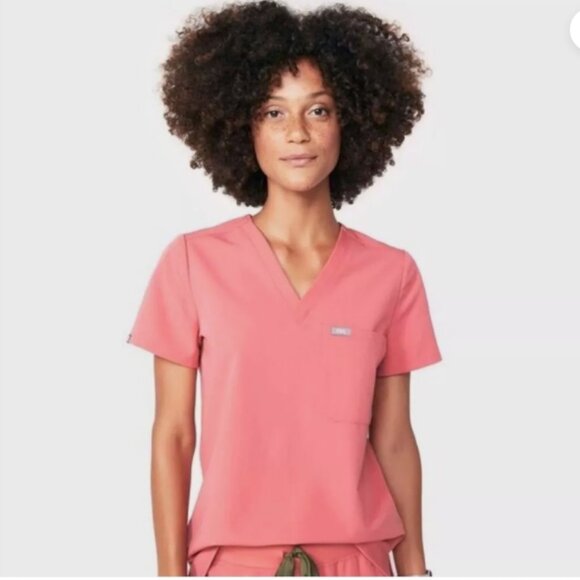 Figs Tops - FIGS Catarina One-Pocket Scrub Top™